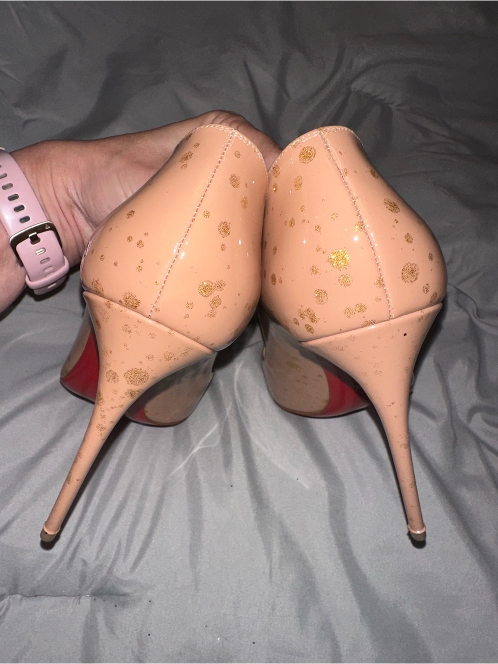 Christian Louboutin Nude Patent Leather Stiletto Pumps with Gold Speckle - Picture 6 of 7